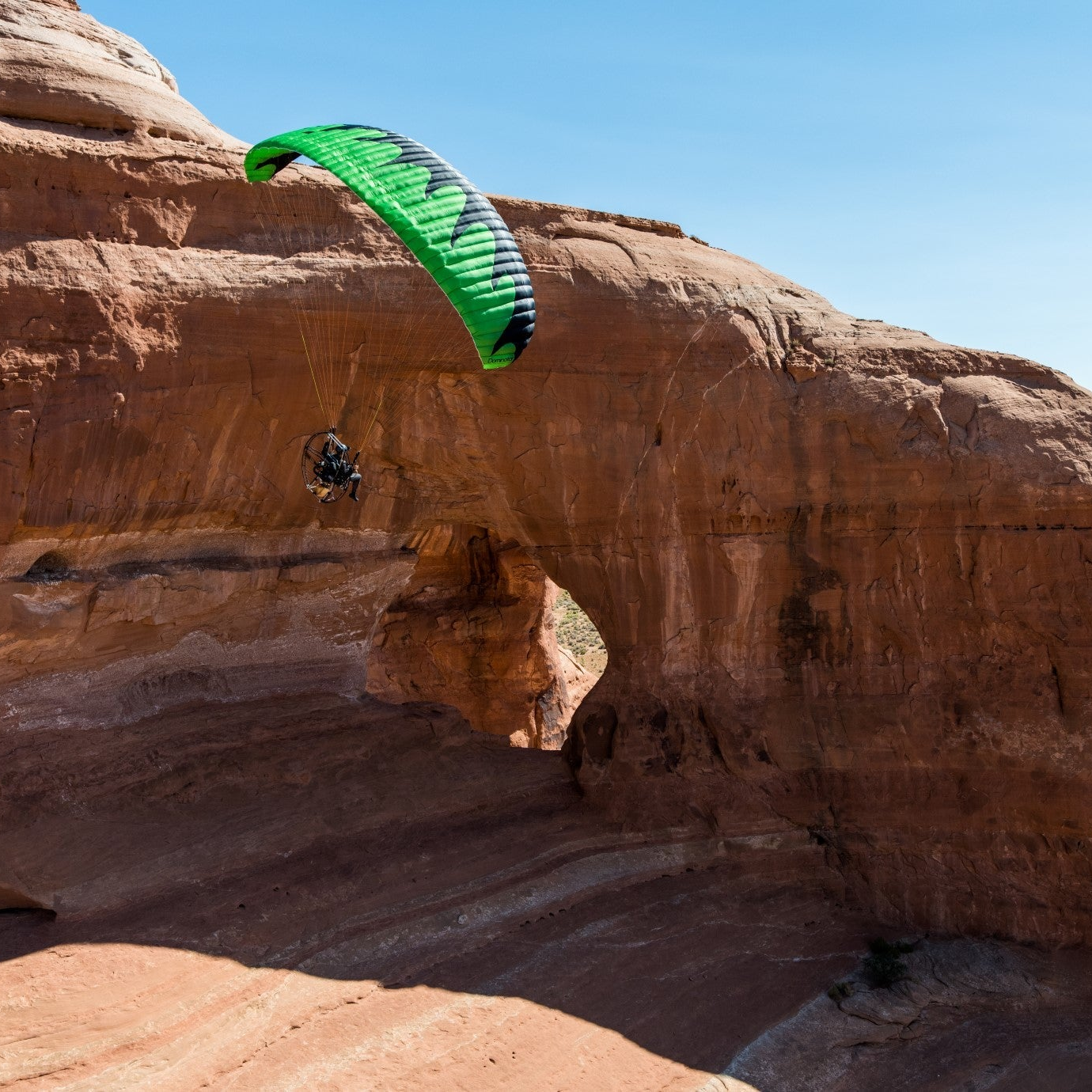 Dominator Paraglider (A Wing)